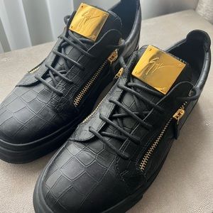 Giuseppe Zanotti Black & Gold Low-top Sneakers for Men